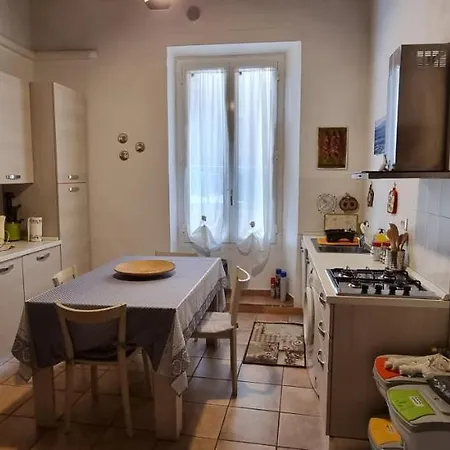 Onda Blu - Bilocale Con Aria Condizionata A Due Passi Dal Castello E Dal Torrione E Rivellino