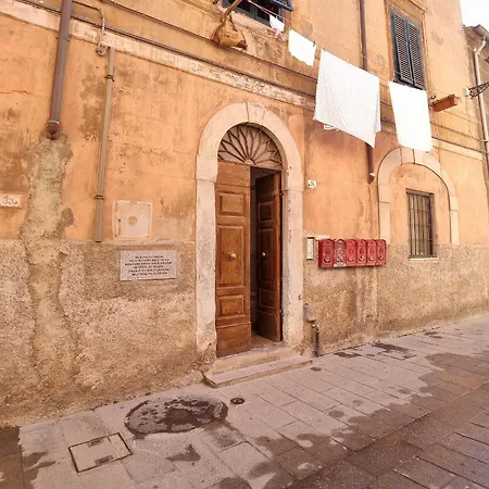 Apartamento Onda Blu - Bilocale Con Aria Condizionata A Due Passi Dal Castello E Dal Torrione E Rivellino